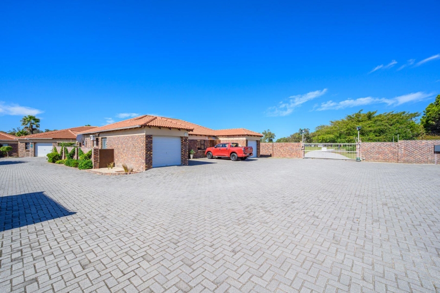 3 Bedroom Property for Sale in Humewood Eastern Cape